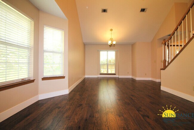 Building Photo - Exquisite 4 Bedroom Home in Bluewater Bay