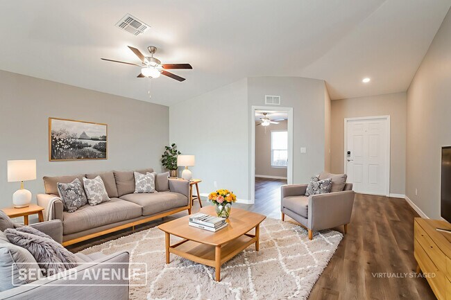 Foto del edificio - 230 Malden Ave S