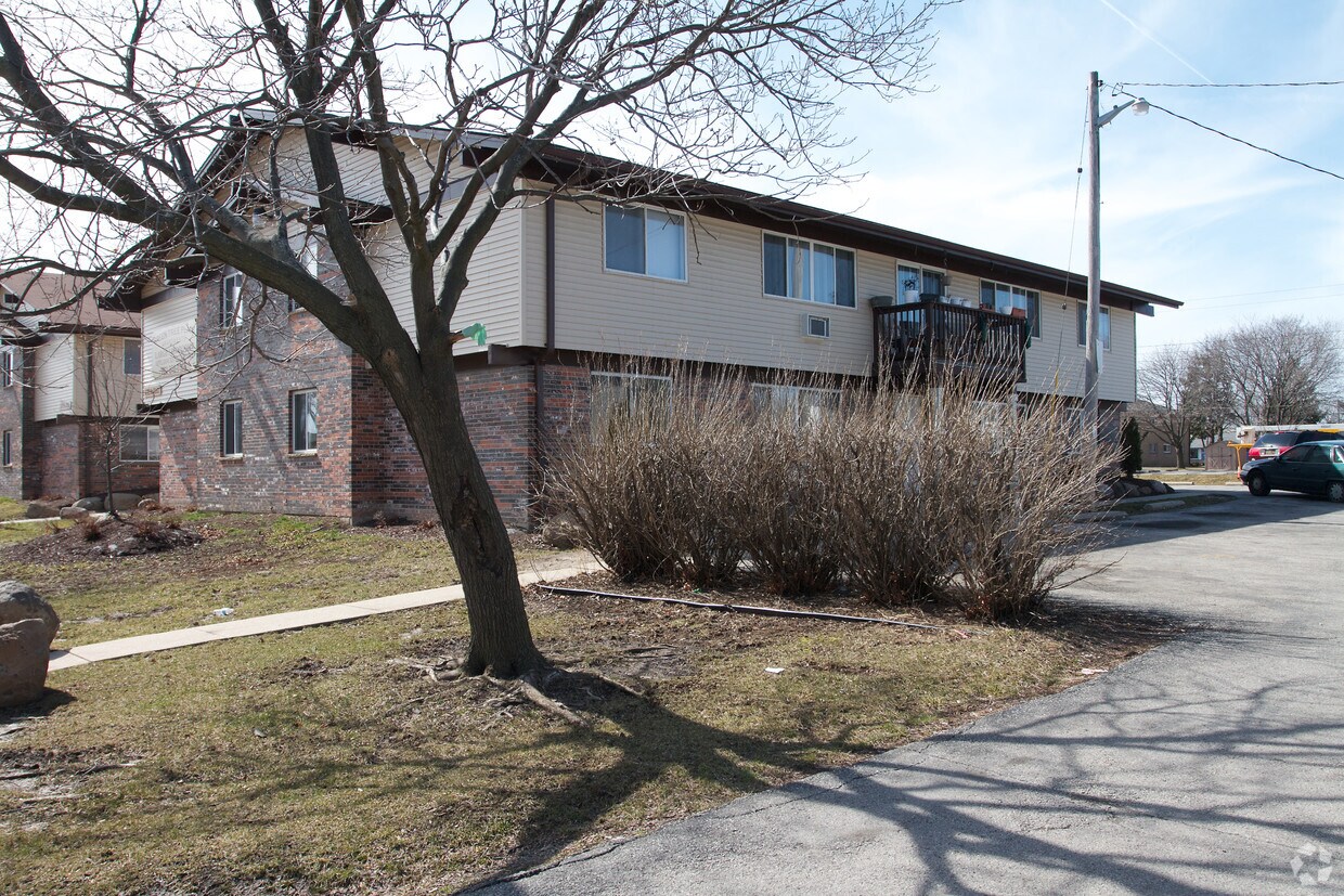 Foto del edificio - 6725 N 75th St