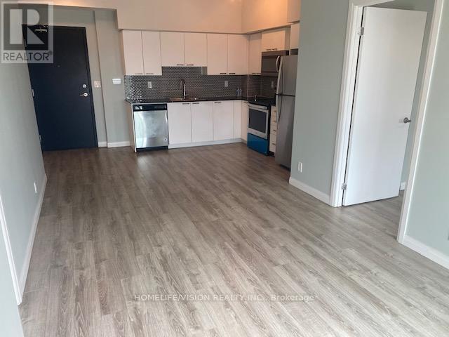 Photo du bâtiment - 2150 Lawrence Ave E