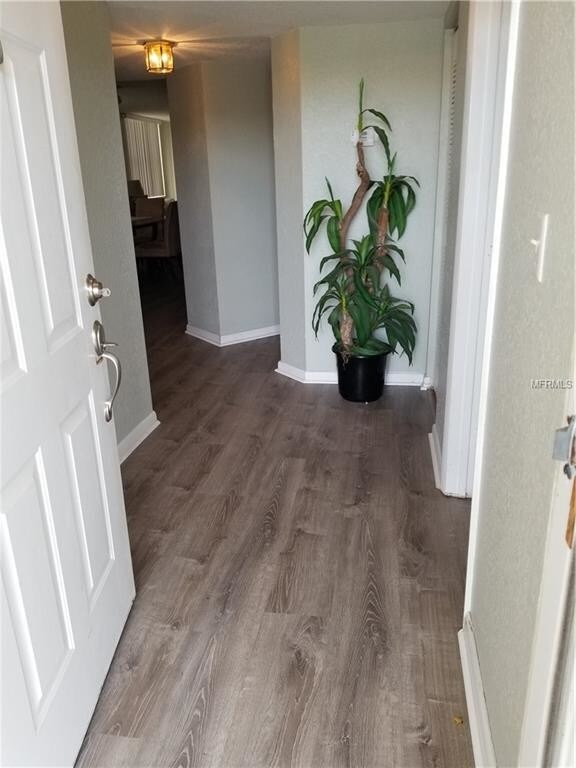 Building Photo - 6083 Bahia Del Mar Cir