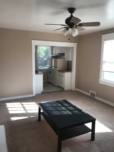 Building Photo - 4046 McGee St