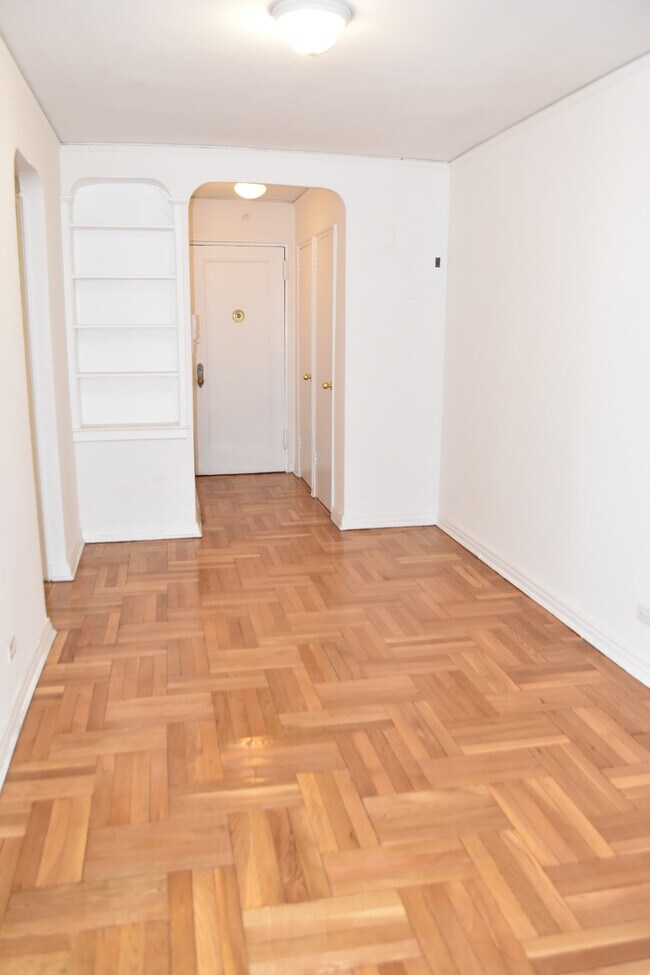 Foto del edificio - 205 Pinehurst Ave