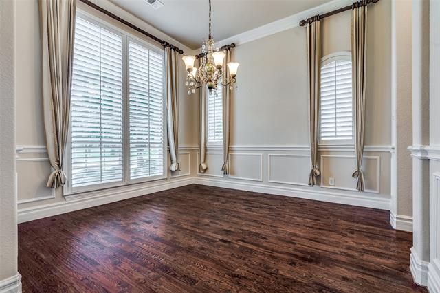 Foto del edificio - 7504 Grace Ave