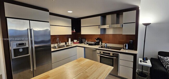 Foto del edificio - 2155 Washington Ct