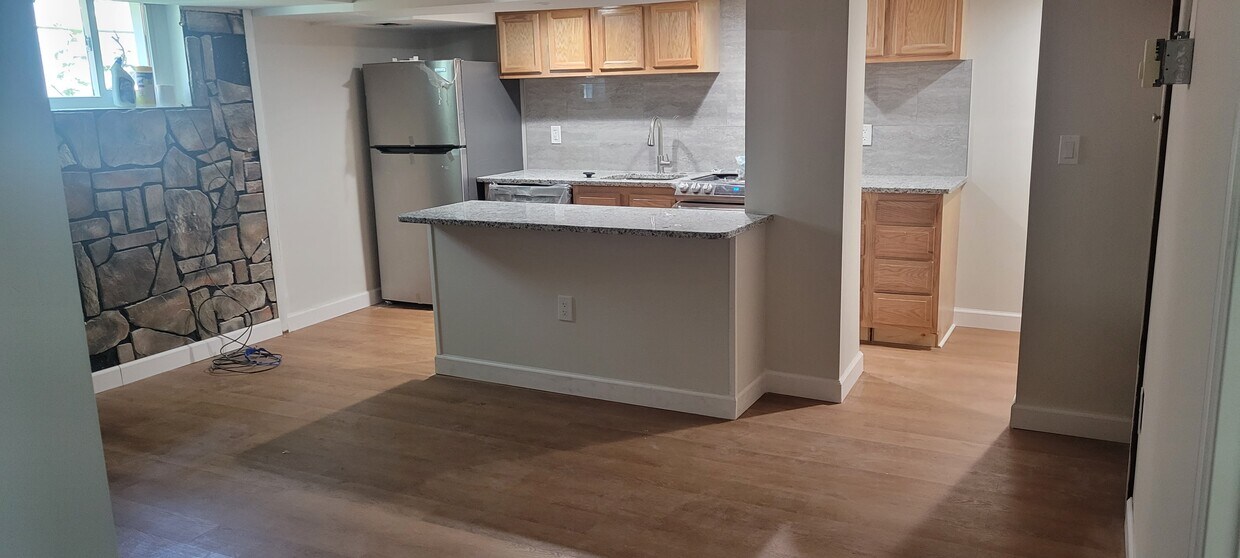 Kitchen - 2910 Sylvan Ave