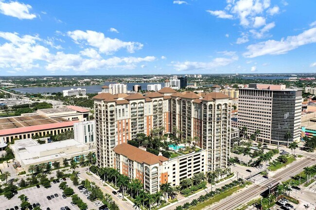 Foto del edificio - 550 Okeechobee Blvd