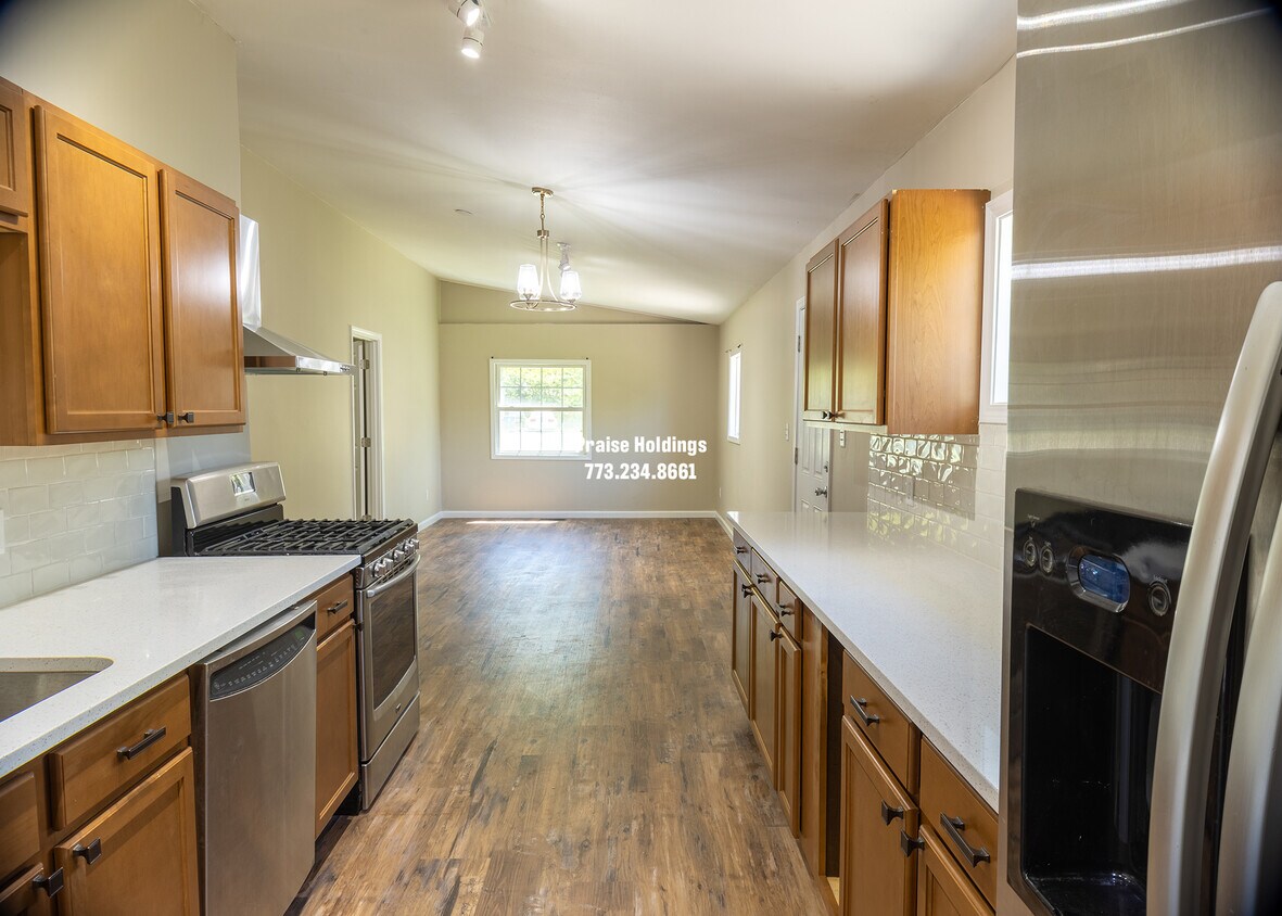 Foto principal - 1420 E 50th Pl