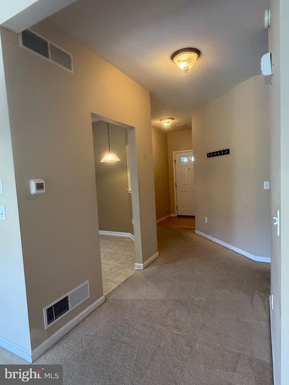 Building Photo - 2082 Deer Run Dr