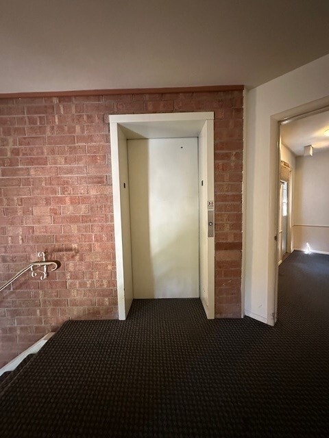 Foto del edificio - Whitcomb Square Senior Apartment Homes (55+)