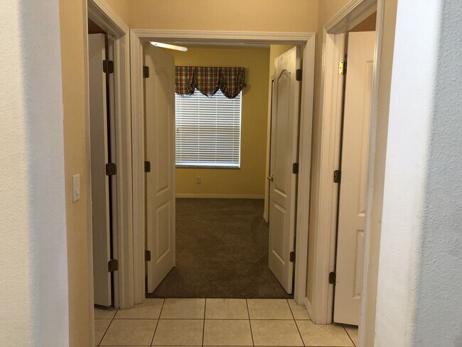 Foto del edificio - Seven Oaks 6 BR PLUS