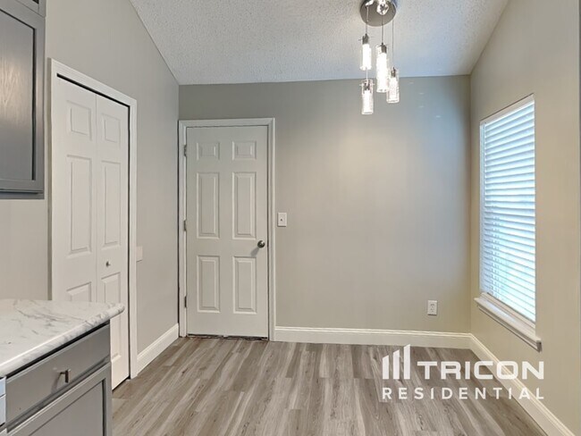 Building Photo - 2773 Acorn Park Drive N Jacksonville FL