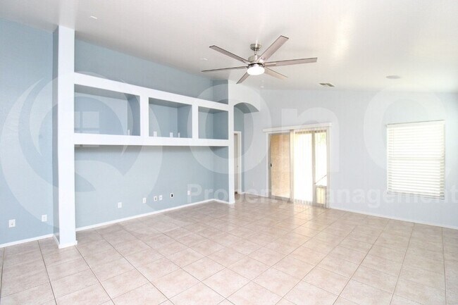 Foto del edificio - 23393 222nd St