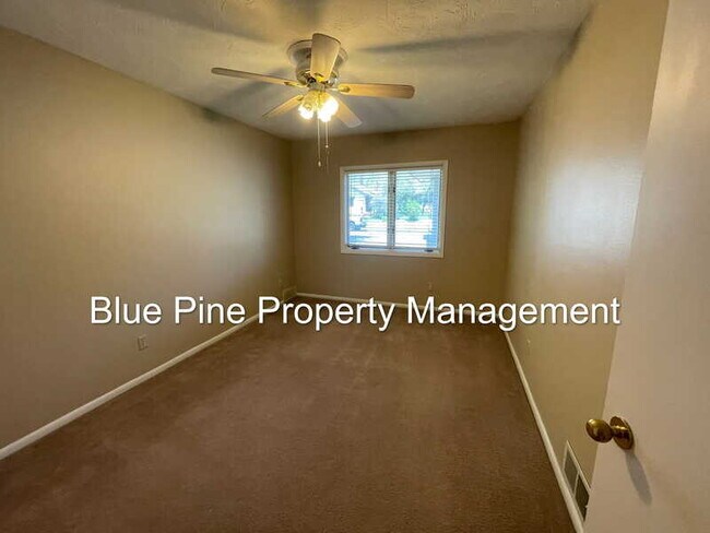 Building Photo - 907 J Street