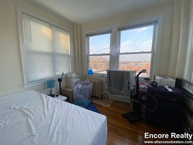 Foto del edificio - 213 Kelton St