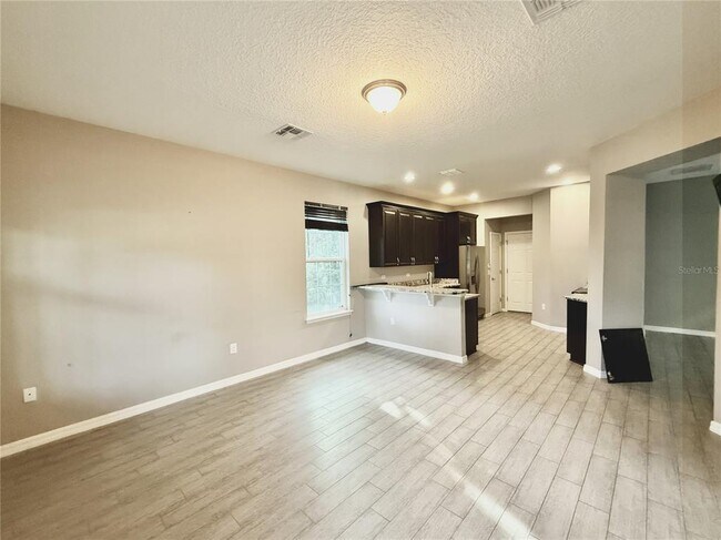 Foto del edificio - 11804 Silverlake Park Dr