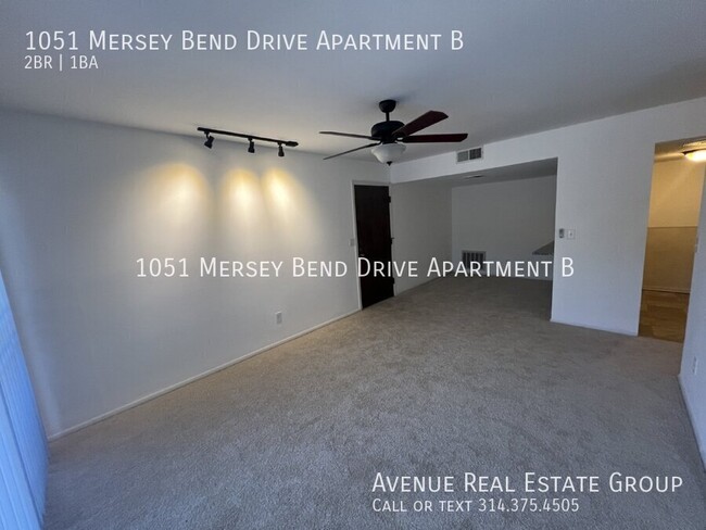 Foto del edificio - Move-In Ready Condo in Mehlville Schools –...