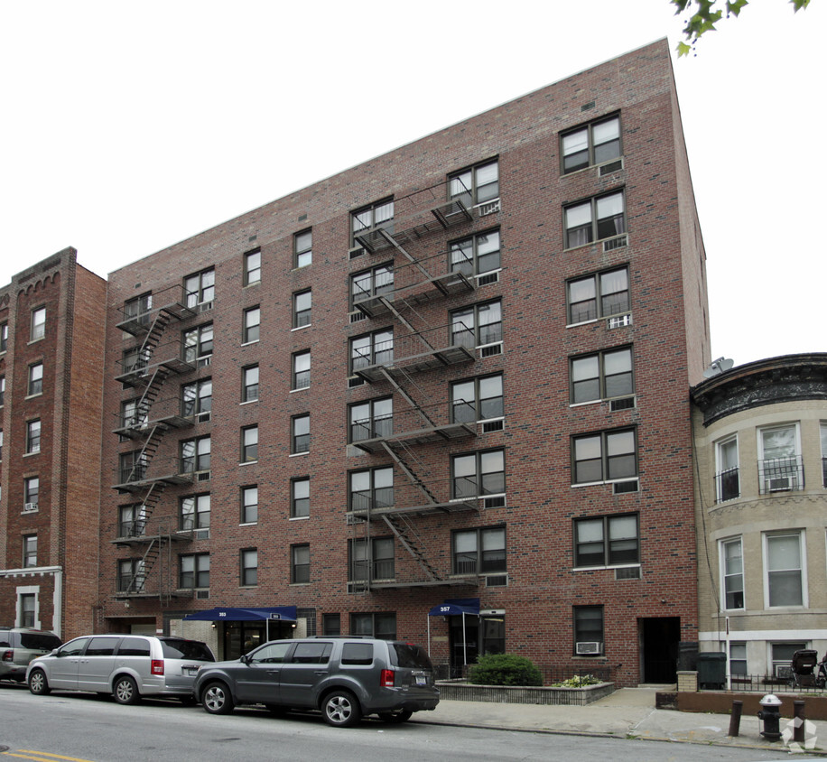 Primary Photo - 353 Bay Ridge Pky
