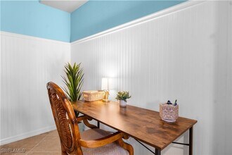 Building Photo - 9727 Acqua Ct