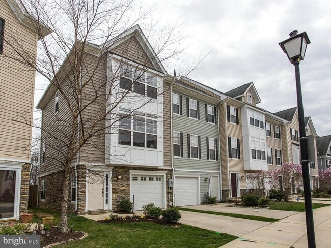 Photo - 152 Moore Dr (Rockville, MD) Townhome