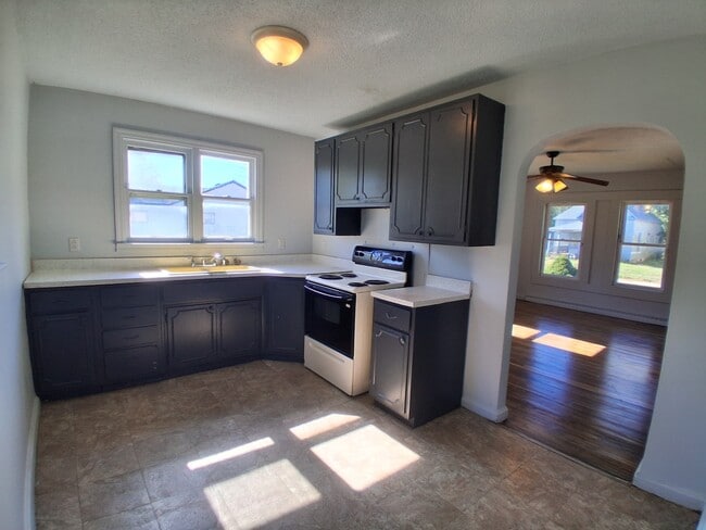 Building Photo - 127 Minnesota Ave