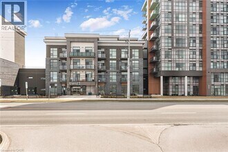 Building Photo - 470 Dundas St E