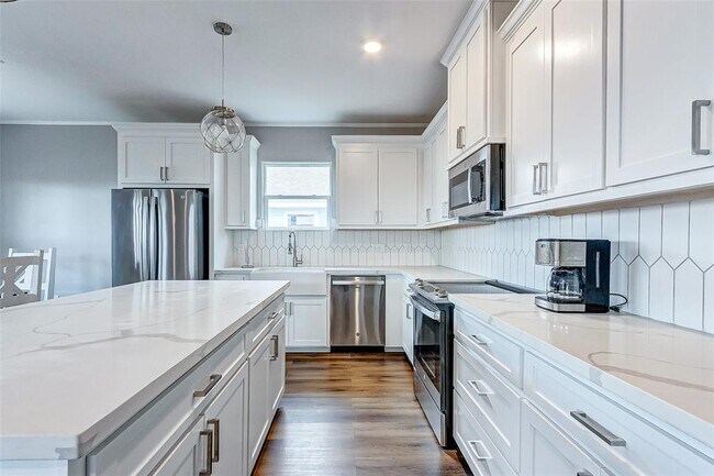 Foto del edificio - 1743 Bluewater Hwy