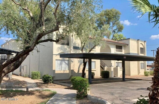 Foto del edificio - 10814 N 16th Ave