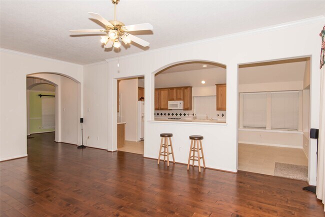 Foto del edificio - 9115 Sunny Ridge Dr