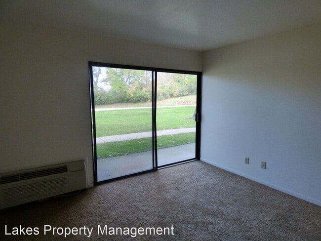 Building Photo - 2 br, 2 bath House - 10 Zurich Court Unit 01
