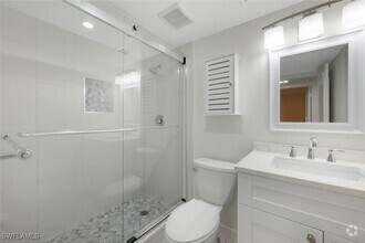 Building Photo - 5 High Point Cir W