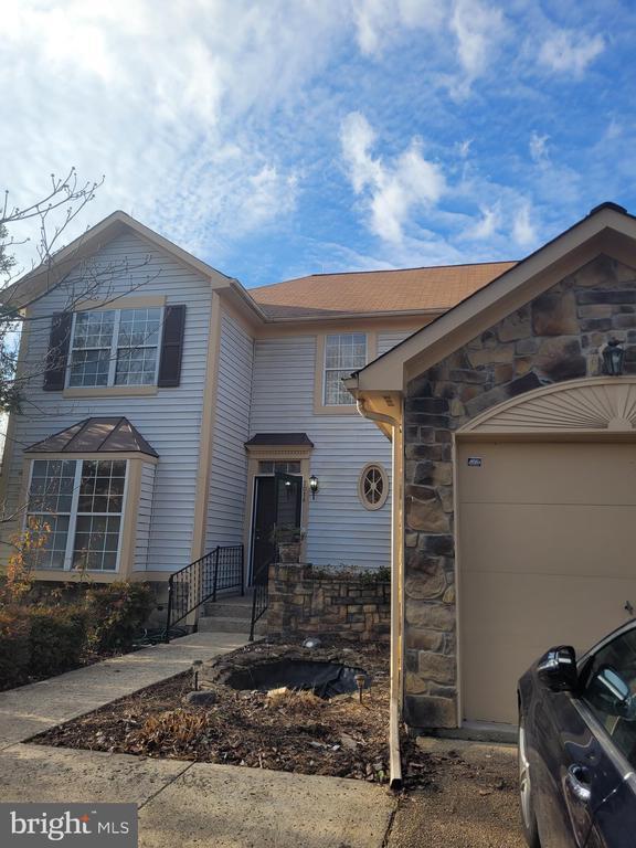 Foto del edificio - 7014 Megan Ln