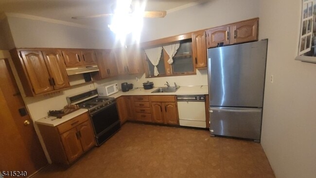 Foto del edificio - 116 Elmora Ave