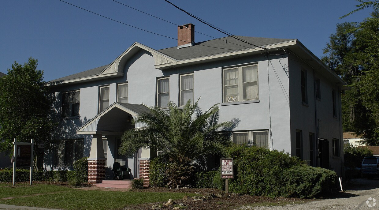 Primary Photo - 304 NW 15th St