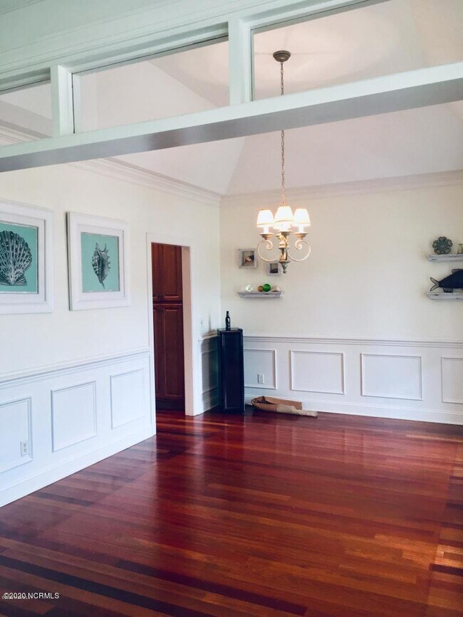 Foto del edificio - 203 N Sea Lily Ct