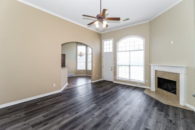 Building Photo - 9824 Calderdale Dr