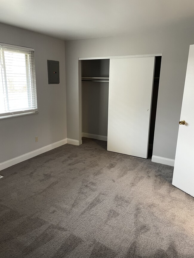 Foto del edificio - 4707 Croftshire Dr