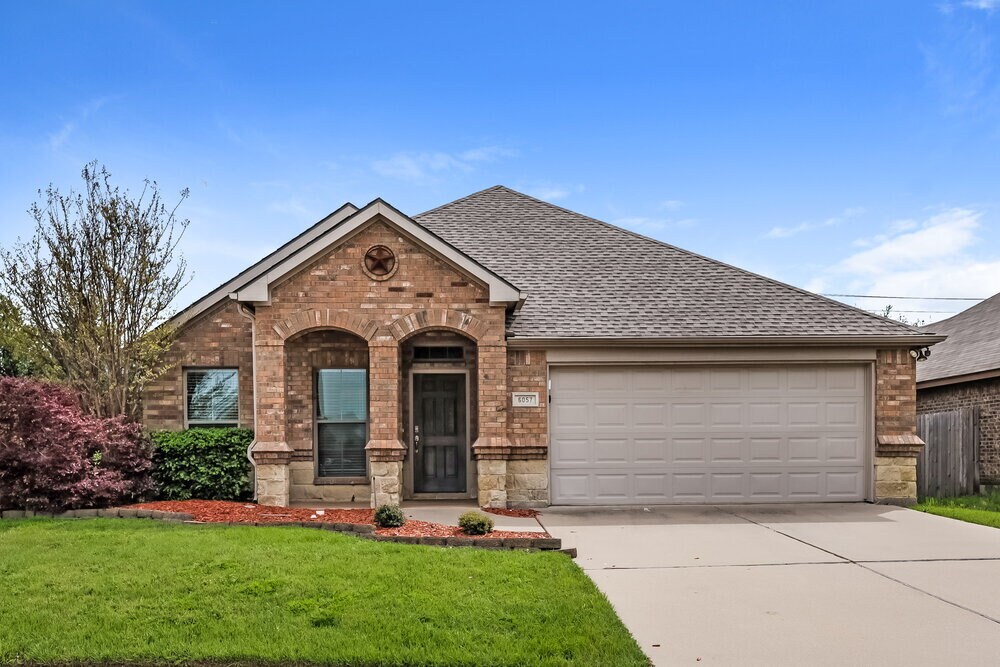 Primary Photo - 6057 Lochshire Dr