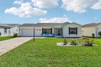 Building Photo - 2609 Privada Dr