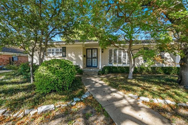 Foto del edificio - 4536 Cloudview Rd