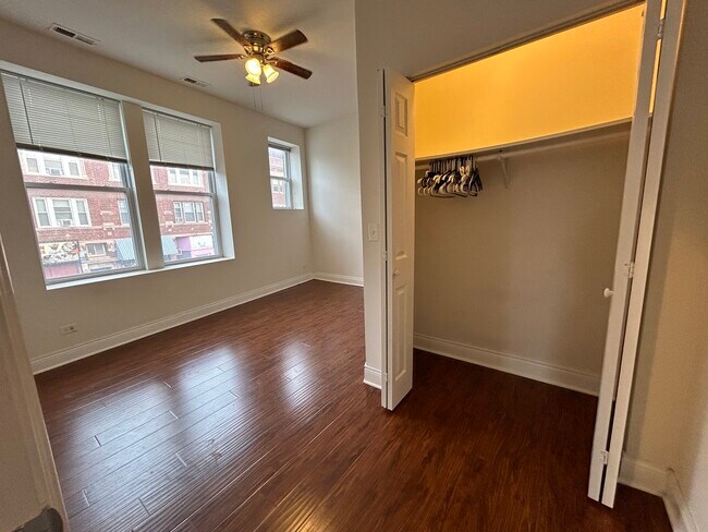 Foto del edificio - 4756 N Clark St