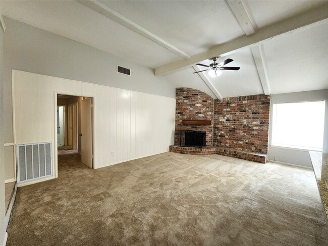 Building Photo - 2314 Stillmeadow Dr