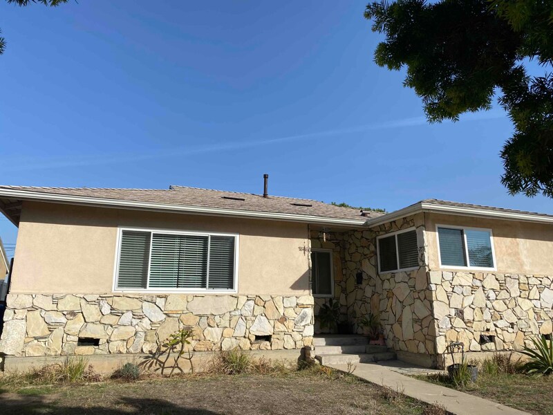 Primary Photo - 21418 Meyler St