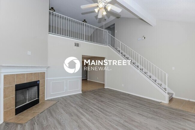 Foto del edificio - 4 Bedroom Pet-Friendly Home in Arlington, TX with Main Street Renewal