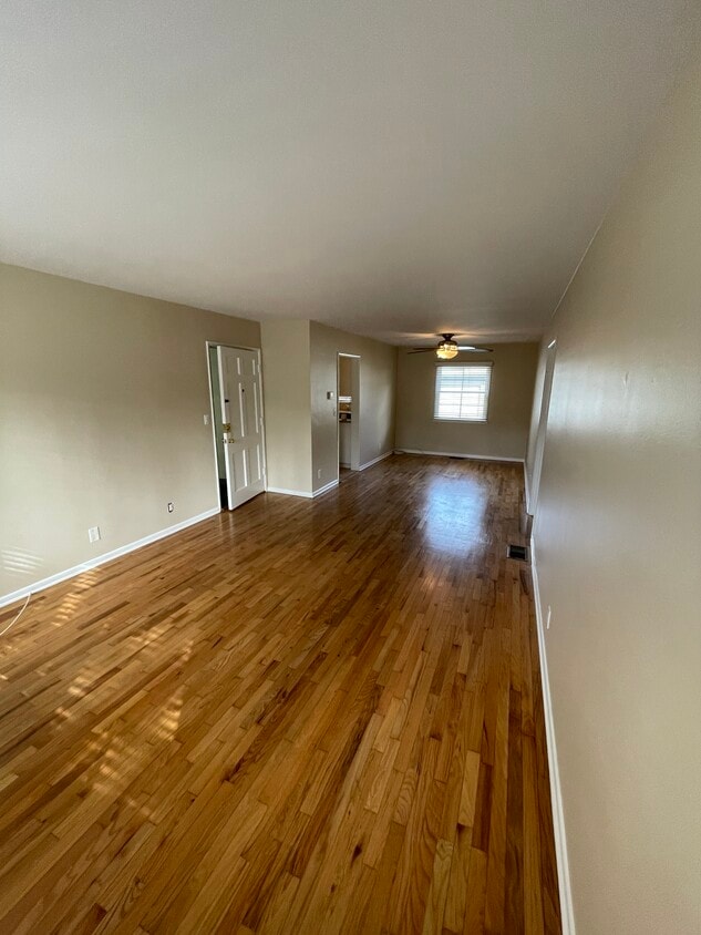 Dining Room - 2101 10th St