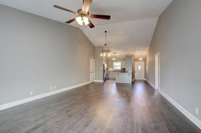 Building Photo - 306 Kingswood Ct