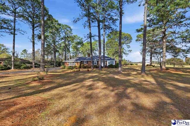 Building Photo - 2218 N Douglas St