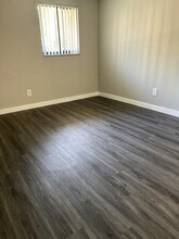 3x2 Orchid Lux w/Washer & Dryer - Country View Garden Homes