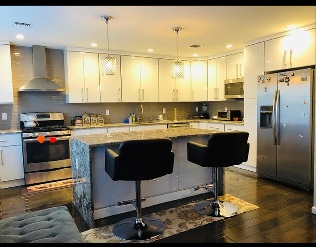 Foto del edificio - 207 Allison Ave