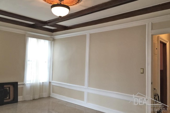 Building Photo - Dyker Heights Spacious two bedroom